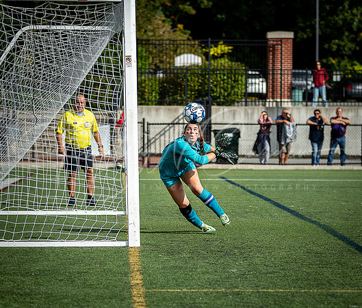 Ipswich vs Lynnfield Girls HS Varsity Soccer Game Fall 2021_2021-10-11_10-32-51_IM1D8654_@TimCardew_2021