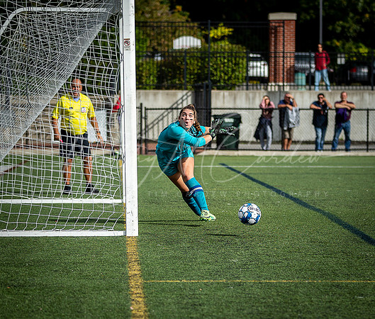 Ipswich vs Lynnfield Girls HS Varsity Soccer Game Fall 2021_2021-10-11_10-32-51_IM1D8655_@TimCardew_2021
