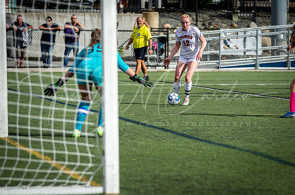 Ipswich vs Lynnfield Girls HS Varsity Soccer Game Fall 2021_2021-10-11_10-35-21_IM1D8692_@TimCardew_2021