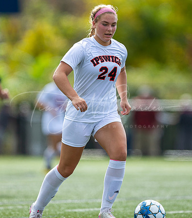 Ipswich vs Lynnfield Girls HS Varsity Soccer Game Fall 2021_2021-10-11_10-55-15_AB5W8437_@TimCardew_2021