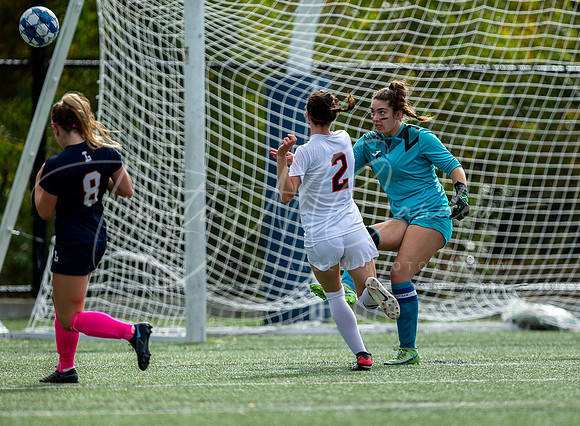 Ipswich vs Lynnfield Girls HS Varsity Soccer Game Fall 2021_2021-10-11_10-54-36_AB5W8418_@TimCardew_2021