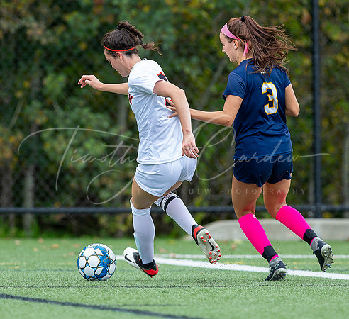 Ipswich vs Lynnfield Girls HS Varsity Soccer Game Fall 2021_2021-10-11_11-02-28_AB5W8587_@TimCardew_2021