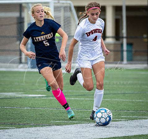 Ipswich vs Lynnfield Girls HS Varsity Soccer Game Fall 2021_2021-10-11_11-03-44_IM1D8844_@TimCardew_2021