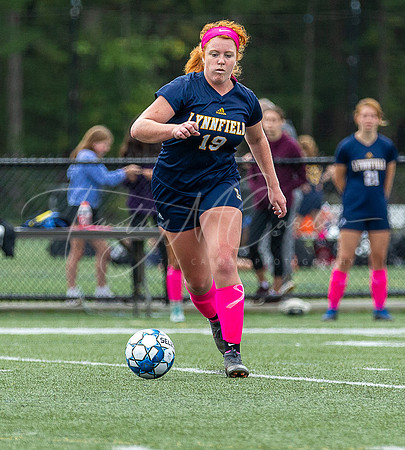 Ipswich vs Lynnfield Girls HS Varsity Soccer Game Fall 2021_2021-10-11_11-11-07_IM1D8964_@TimCardew_2021