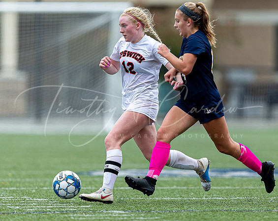 Ipswich vs Lynnfield Girls HS Varsity Soccer Game Fall 2021_2021-10-11_11-20-06_AB5W8773_@TimCardew_2021