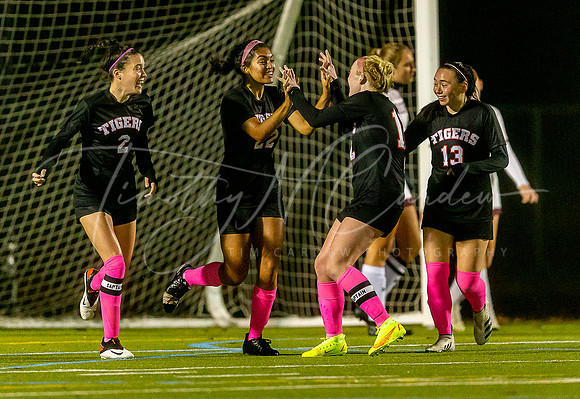 Ipswich vs Rockport Girls HS Varsity Soccer Game Fall 2021_2021-10-25_06-33-33_AB5W0102_@TimCardew_2021