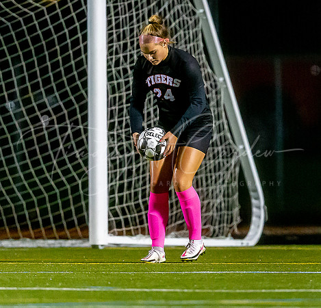 Ipswich vs Rockport Girls HS Varsity Soccer Game Fall 2021_2021-10-25_06-41-11_AB5W0279_@TimCardew_2021