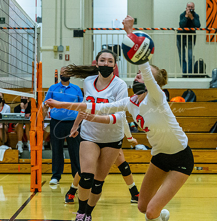 Ipswich vs Triton Girls HS Volleyball Game Fall 2021_2021-10-27_05-40-14_AB5W0507_@TimCardew_2021