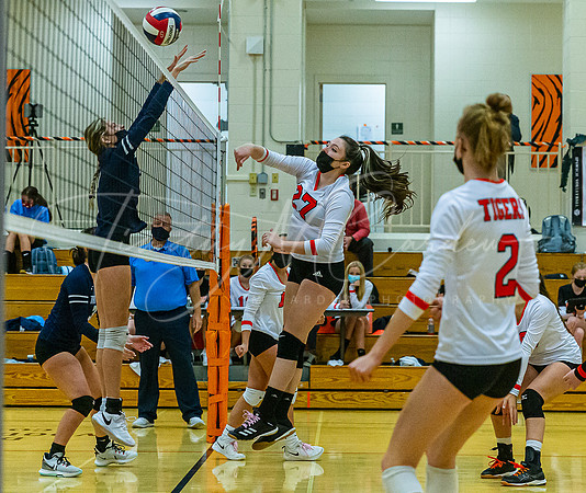 Ipswich vs Triton Girls HS Volleyball Game Fall 2021_2021-10-27_05-39-48_AB5W0497_@TimCardew_2021