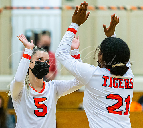 Ipswich vs Triton Girls HS Volleyball Game Fall 2021_2021-10-27_05-47-34_IM1D0115_@TimCardew_2021