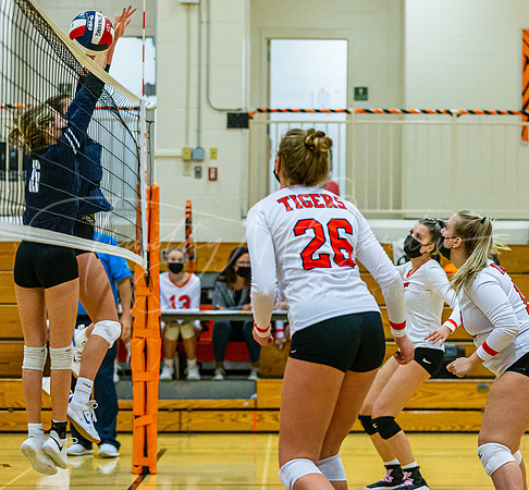 Ipswich vs Triton Girls HS Volleyball Game Fall 2021_2021-10-27_05-47-27_IM1D0103_@TimCardew_2021