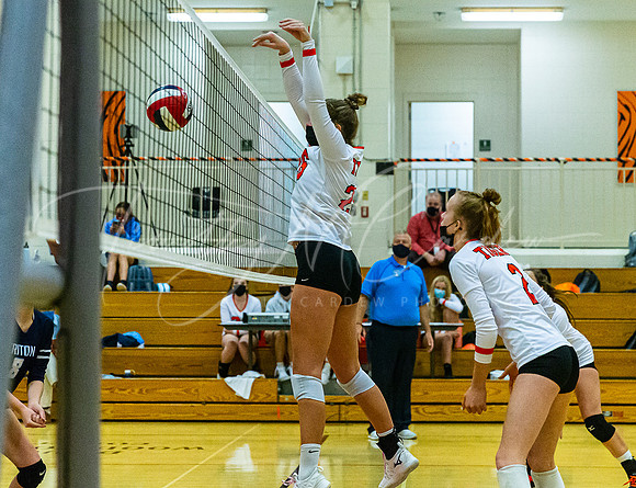 Ipswich vs Triton Girls HS Volleyball Game Fall 2021_2021-10-27_05-56-00_AB5W0599_@TimCardew_2021