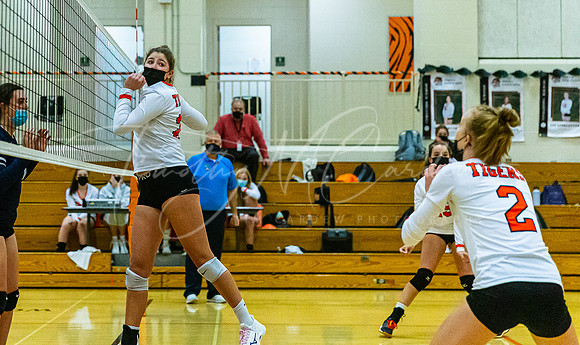 Ipswich vs Triton Girls HS Volleyball Game Fall 2021_2021-10-27_05-57-14_AB5W0641_@TimCardew_2021