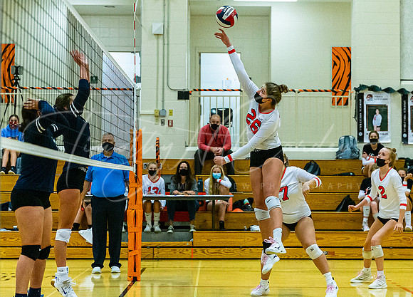 Ipswich vs Triton Girls HS Volleyball Game Fall 2021_2021-10-27_05-58-49_AB5W0679_@TimCardew_2021