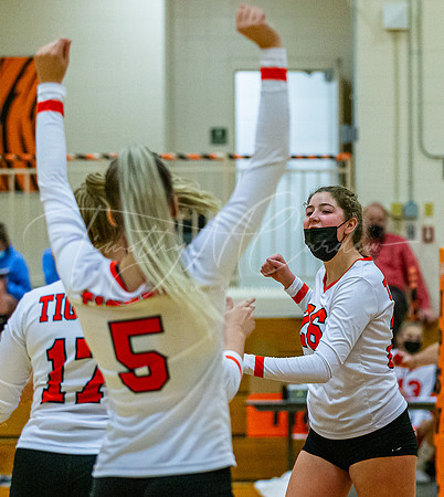 Ipswich vs Triton Girls HS Volleyball Game Fall 2021_2021-10-27_06-05-51_IM1D0259_@TimCardew_2021