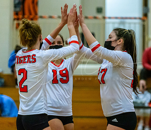 Ipswich vs Triton Girls HS Volleyball Game Fall 2021_2021-10-27_06-21-15_IM1D0549_@TimCardew_2021