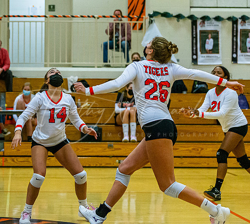 Ipswich vs Triton Girls HS Volleyball Game Fall 2021_2021-10-27_06-27-47_IM1D0649_@TimCardew_2021