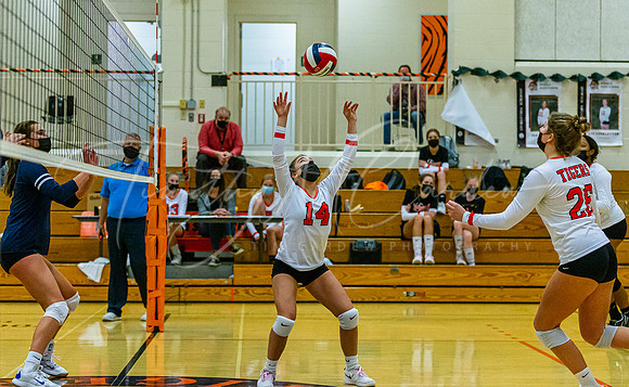 Ipswich vs Triton Girls HS Volleyball Game Fall 2021_2021-10-27_06-27-47_IM1D0646_@TimCardew_2021