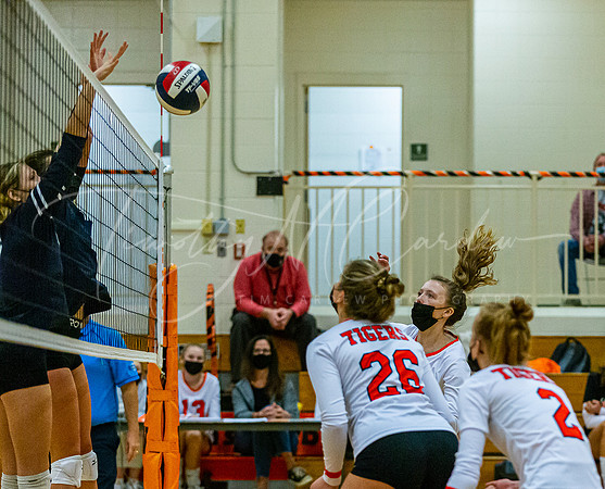 Ipswich vs Triton Girls HS Volleyball Game Fall 2021_2021-10-27_06-28-27_IM1D0665_@TimCardew_2021