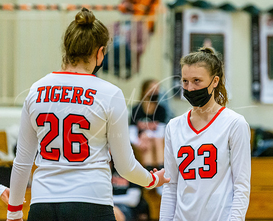 Ipswich vs Triton Girls HS Volleyball Game Fall 2021_2021-10-27_06-41-39_IM1D0869_@TimCardew_2021