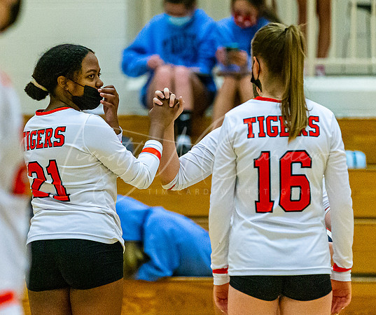 Ipswich vs Triton Girls HS Volleyball Game Fall 2021_2021-10-27_07-05-57_IM1D1164_@TimCardew_2021