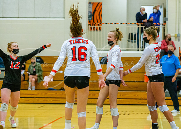 Ipswich vs Triton Girls HS Volleyball Game Fall 2021_2021-10-27_07-21-26_IM1D1377_@TimCardew_2021