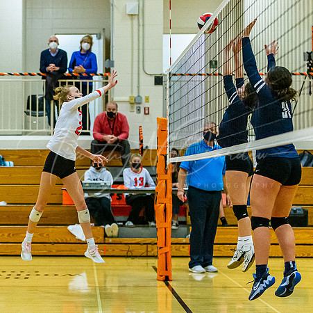 Ipswich vs Triton Girls HS Volleyball Game Fall 2021_2021-10-27_07-24-08_IM1D1405_@TimCardew_2021