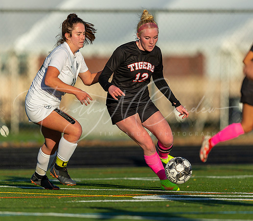 Ipswich vs Manchester-Essex Girls HS Varsity Soccer Game Fall 2021_2021-10-28_04-29-05_AB5W1061_@TimCardew_2021