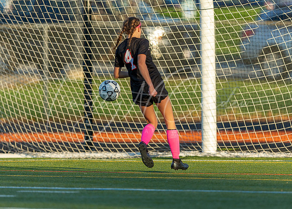 Ipswich vs Manchester-Essex Girls HS Varsity Soccer Game Fall 2021_2021-10-28_04-58-20_AB5W1287_@TimCardew_2021