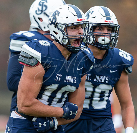 St. John’s Prep vs Saint John’s Shrewsbury Football Game 2021_2021-10-30_01-59-39_AB5W3542_@TimCardew_2021
