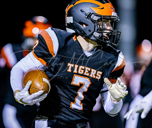 Ipswich vs Newburyport Varsity Football Game Fall 2021_2021-10-29_06-32-02_AB5W2055_@TimCardew_2021
