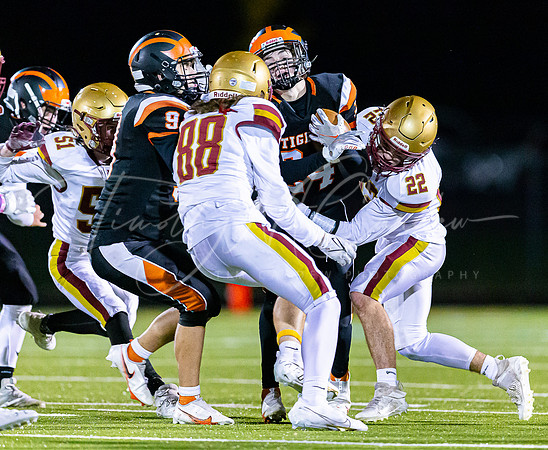 Ipswich vs Newburyport Varsity Football Game Fall 2021_2021-10-29_06-59-36_AB5W2235_@TimCardew_2021