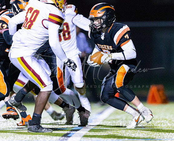 Ipswich vs Newburyport Varsity Football Game Fall 2021_2021-10-29_07-14-38_AB5W2286_@TimCardew_2021