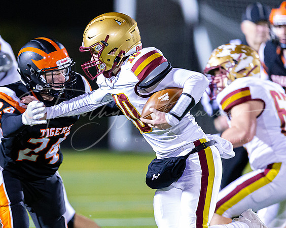 Ipswich vs Newburyport Varsity Football Game Fall 2021_2021-10-29_07-40-20_AB5W2416_@TimCardew_2021
