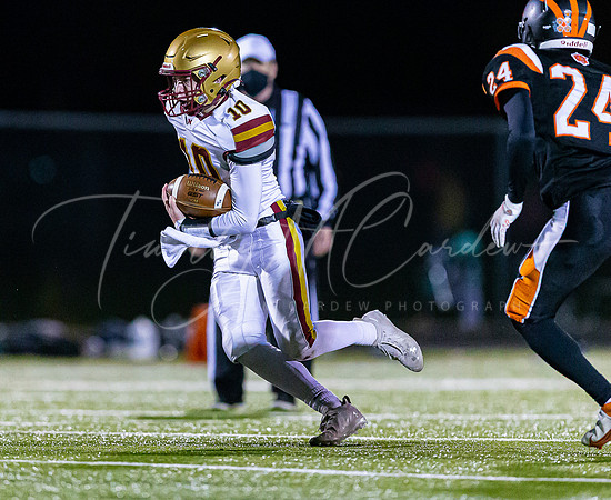 Ipswich vs Newburyport Varsity Football Game Fall 2021_2021-10-29_07-46-22_AB5W2478_@TimCardew_2021