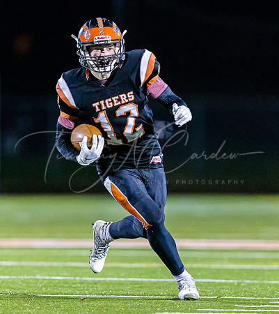 Ipswich vs Newburyport Varsity Football Game Fall 2021_2021-10-29_07-58-18_AB5W2548_@TimCardew_2021