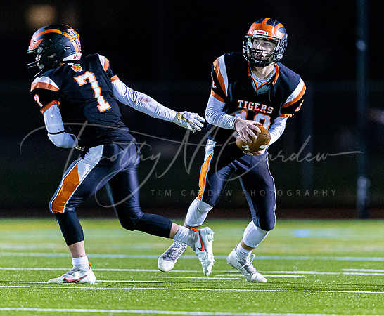 Ipswich vs Newburyport Varsity Football Game Fall 2021_2021-10-29_08-12-41_AB5W2643_@TimCardew_2021