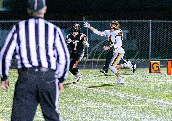 Ipswich vs Newburyport Varsity Football Game Fall 2021_2021-10-29_07-59-20_IM1D2340_@TimCardew_2021