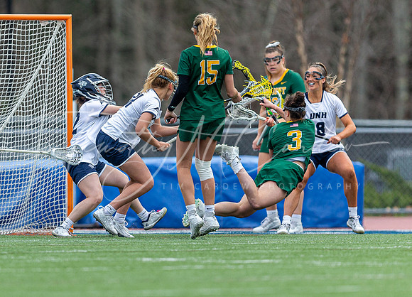 University of New Hampshire vs Vermont Women’s Lacrosse Game 2022_2022-04-16_02-34-13_AB5W1611_@TimCardew_2022