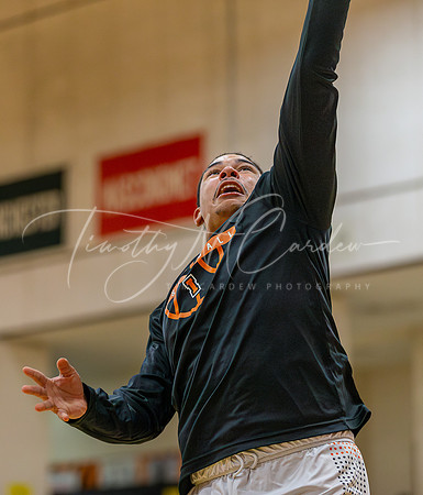 Ipswich vs Amesbury Boys HS Varsity Basketball 2024_01-26_07-17-48_AB5W5654_@TimCardew_2024-Enhanced-NR