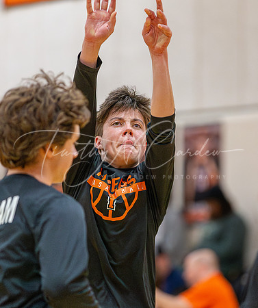 Ipswich vs Amesbury Boys HS Varsity Basketball 2024_01-26_07-18-08_AB5W5670_@TimCardew_2024-Enhanced-NR