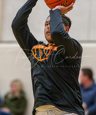 Ipswich vs Amesbury Boys HS Varsity Basketball 2024_01-26_07-18-19_AB5W5696_@TimCardew_2024-Enhanced-NR
