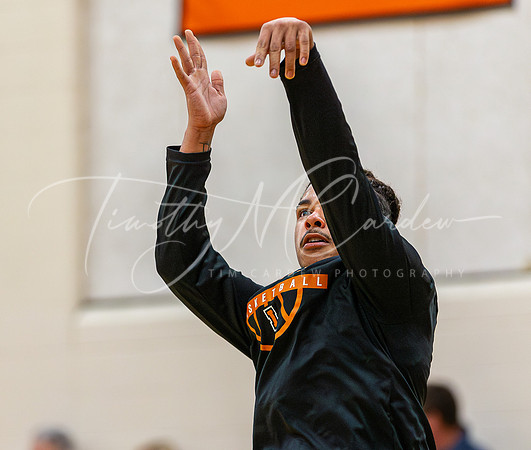 Ipswich vs Amesbury Boys HS Varsity Basketball 2024_01-26_07-18-19_AB5W5699_@TimCardew_2024-Enhanced-NR