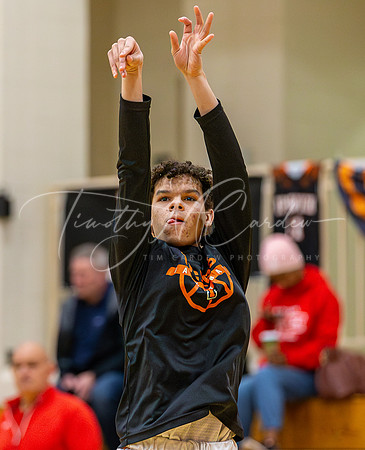 Ipswich vs Amesbury Boys HS Varsity Basketball 2024_01-26_07-18-21_AB5W5702_@TimCardew_2024-Enhanced-NR