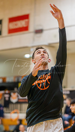 Ipswich vs Amesbury Boys HS Varsity Basketball 2024_01-26_07-18-48_AB5W5742_@TimCardew_2024-Enhanced-NR