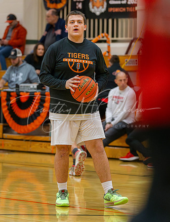 Ipswich vs Amesbury Boys HS Varsity Basketball 2024_01-26_07-18-54_AB5W5749_@TimCardew_2024-Enhanced-NR