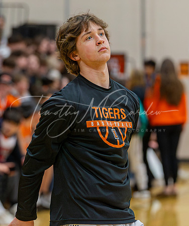 Ipswich vs Amesbury Boys HS Varsity Basketball 2024_01-26_07-23-39_AB5W5895_@TimCardew_2024-Enhanced-NR