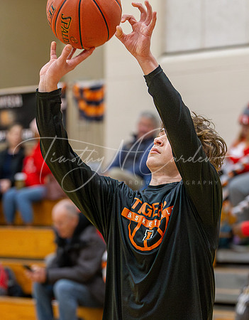 Ipswich vs Amesbury Boys HS Varsity Basketball 2024_01-26_07-25-22_AB5W5949_@TimCardew_2024-Enhanced-NR