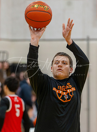 Ipswich vs Amesbury Boys HS Varsity Basketball 2024_01-26_07-25-31_AB5W5962_@TimCardew_2024-Enhanced-NR