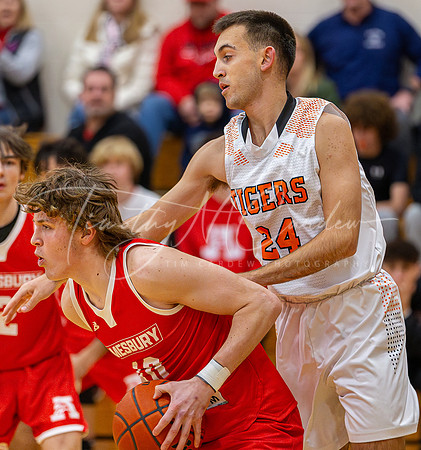 Ipswich vs Amesbury Boys HS Varsity Basketball 2024_01-26_07-43-19_AB5W6115_@TimCardew_2024-Enhanced-NR
